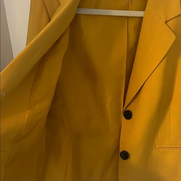 Le Suit Mustard Yellow Fully Lined Blazer for Women - Picture 4 of 4